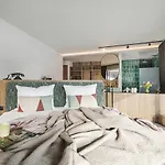 Coolnest 4*