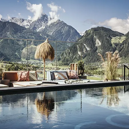 Coolnest Hotel Mayrhofen