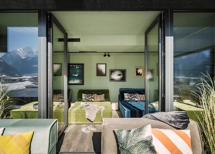 Coolnest Отель 4*